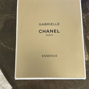 Chanel Gabrielle Essence perfume 3.4 ounces